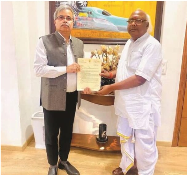 सांसद चिंतामणि महाराज ने रेलवे बोर्ड के अध्यक्ष से मुलाकात कर रखी यह प्रमुख मांग