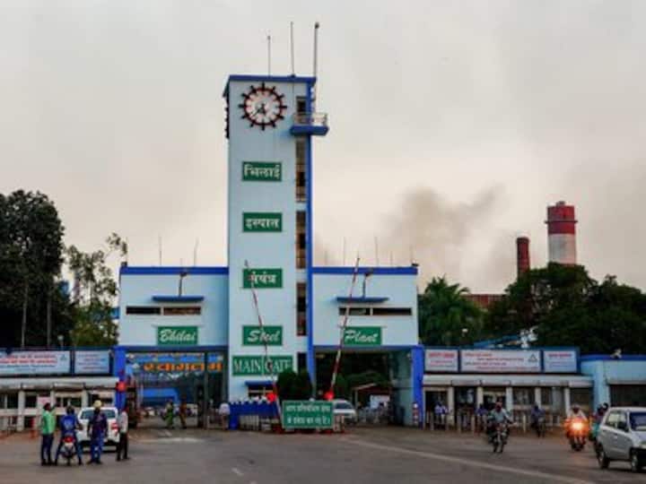 भिलाई स्टील प्लांट को बेचने की चर्चा के बीच इस्पात मंत्रालय ने ट्वीट कर दिया स्पष्टीकरण