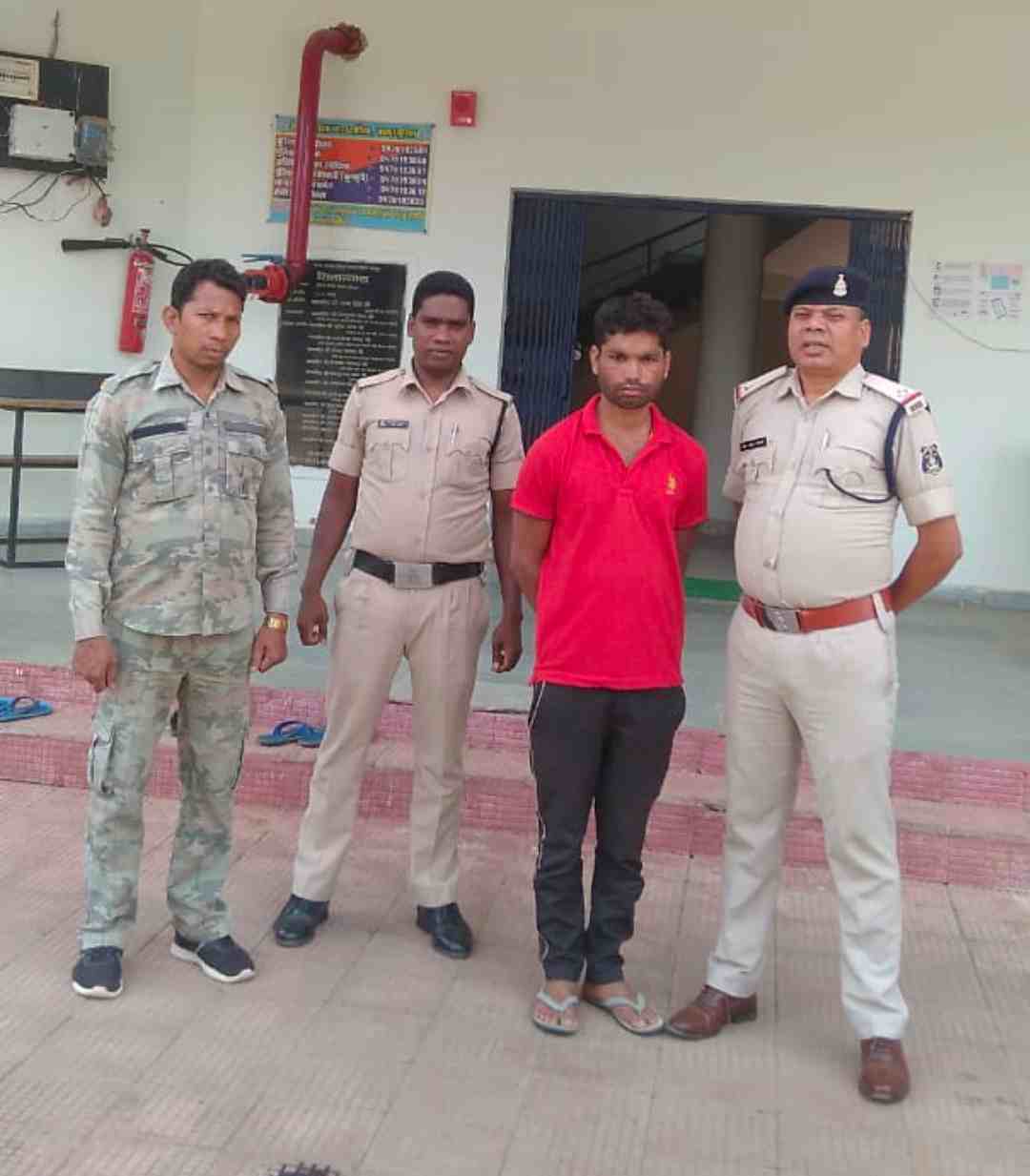 युवक के पॉकेट से मोबाइल फोन चोरी करने वाले को पुलिस ने किया गिरफ़्तार, राह चलते आरोपी ने इस तरह से घटना को दिया था अंजाम