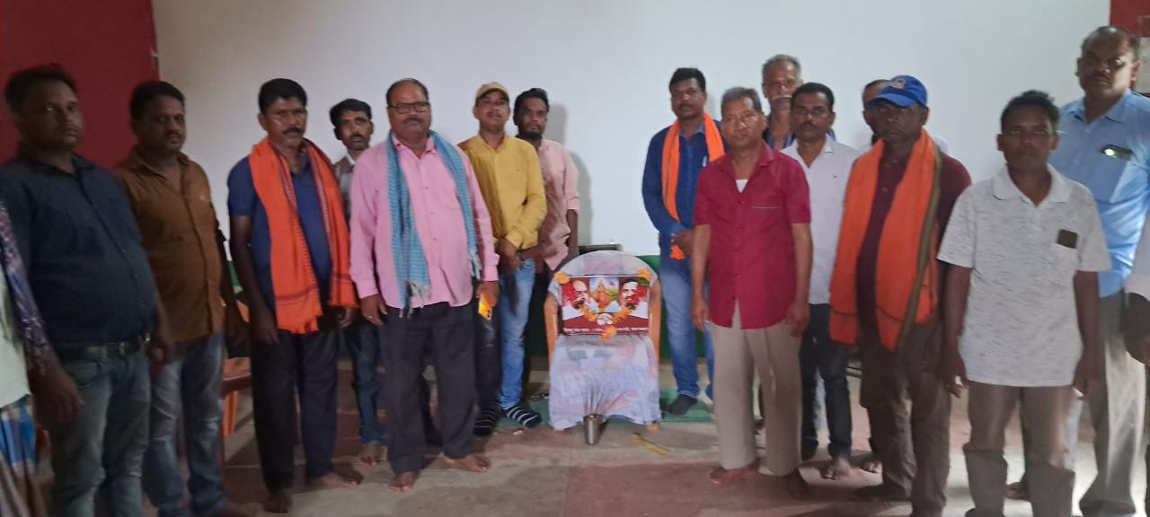 भाजपा द्वारा चलाए जा रहे घर घर जनसंपर्क अभियान कार्यक्रम को लेकर हुई अहम बैठक, बूथ स्तर पर सौंपी गई जिम्मेदारियां