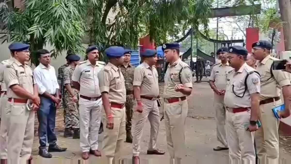 कुदरगढ़ नवरात्रि मेले में खाद्य सुरक्षा विभाग की सघन जांच