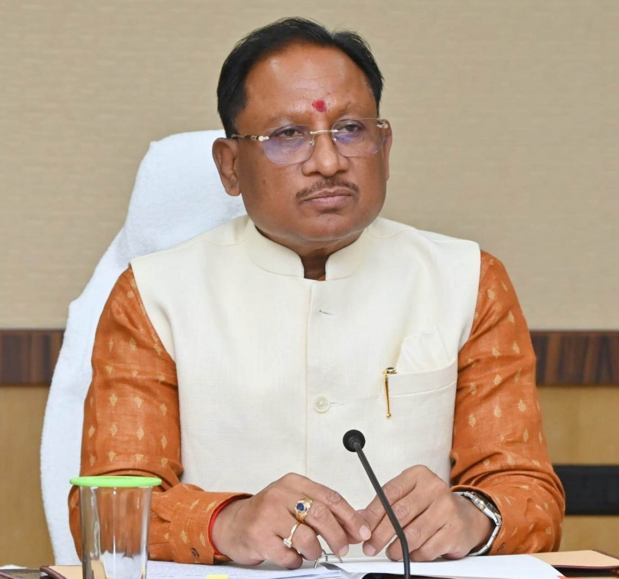 मुख्यमंत्री श्री विष्णुदेव साय ने प्रदेश में बारिश से धान को बचाने पुख्ता इंतजाम करने के दिए निर्देश 