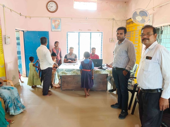 आयुष्मान कार्ड बनाने चलाया गया महाअभियान, जगह जगह शिविर आयोजित कर लोगों का बनाया गया आयुष्मान कार्ड, एक दिन में बने 3957 आयुष्मान कार्ड