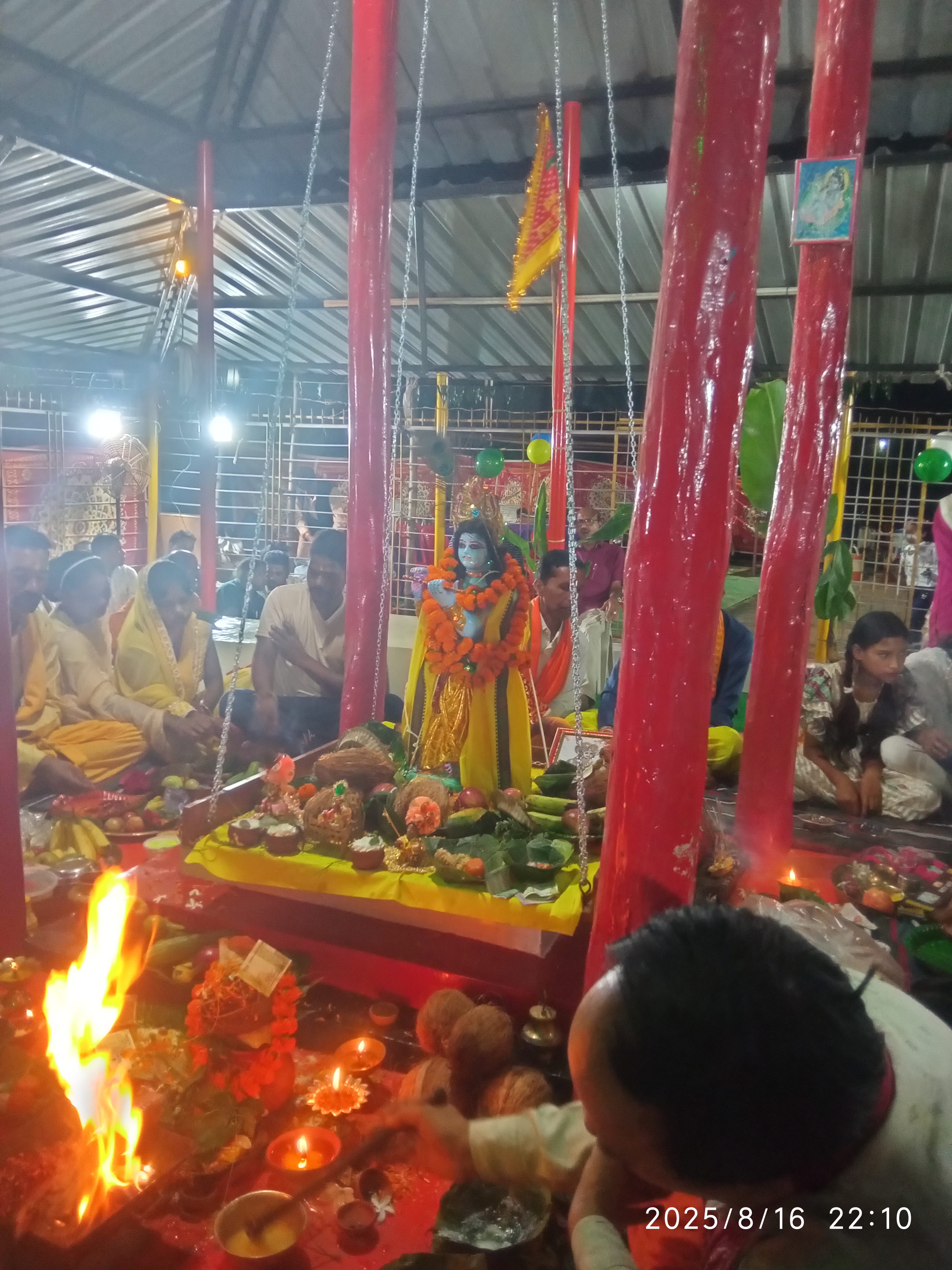 महाकुल यादव समाज सेवा समिति गोकुलनगर (घुटरा पारा), अंबिकापुर द्वारा पारंपरिक श्रीकृष्ण जन्मोत्सव का भव्य आयोजन 