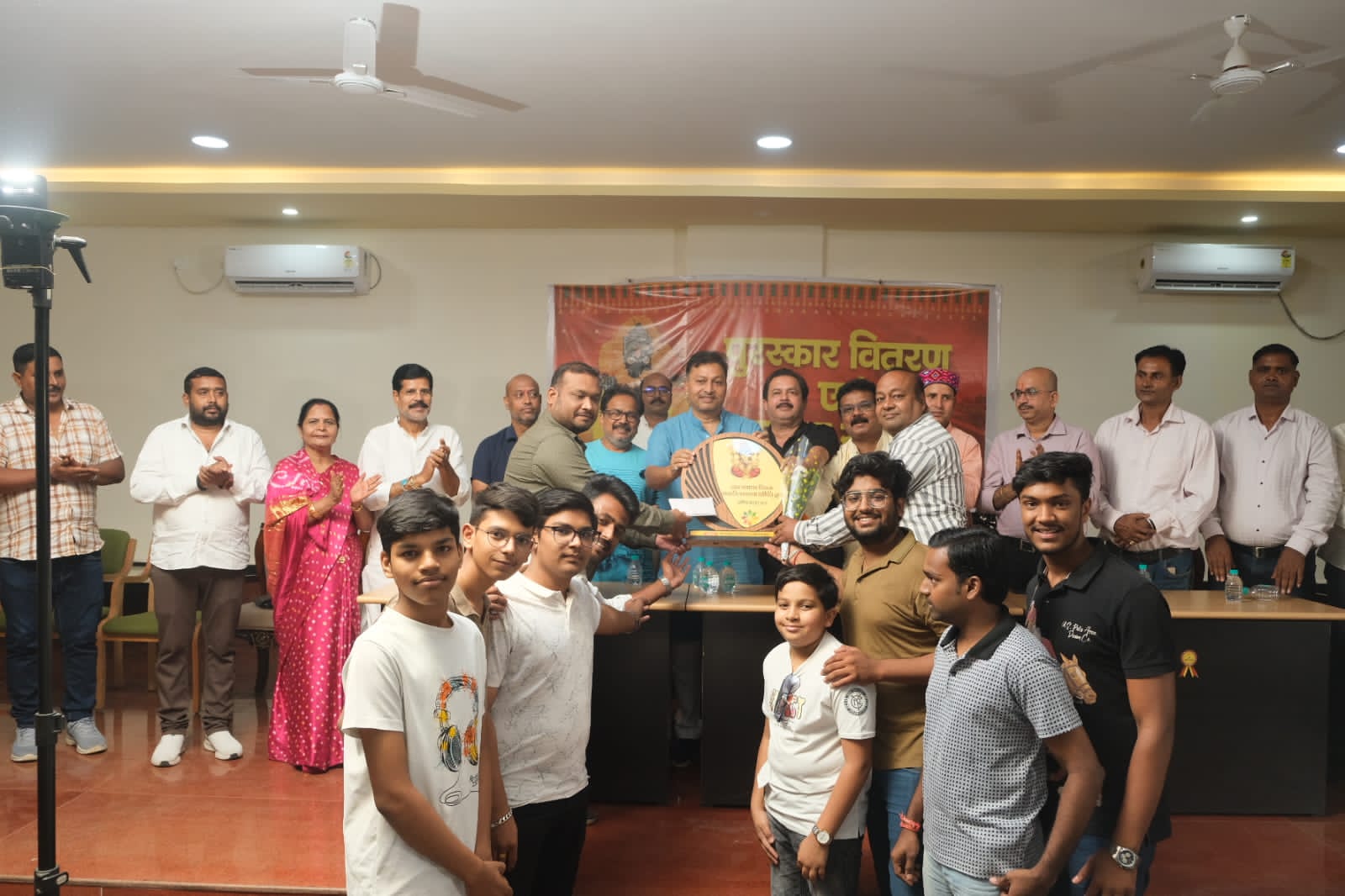 गणपति स्थापना समिति अंबिकापुर द्वारा पुरस्कार वितरण एवं सम्मान समारोह सम्पन्न