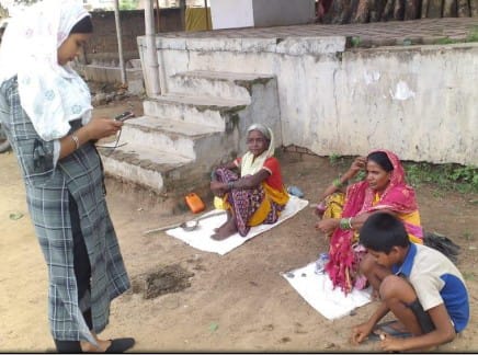 अनाथ व बेसहारा बच्चों के पुनर्वास हेतु आयोजित विधिक जागरुकता शिविर