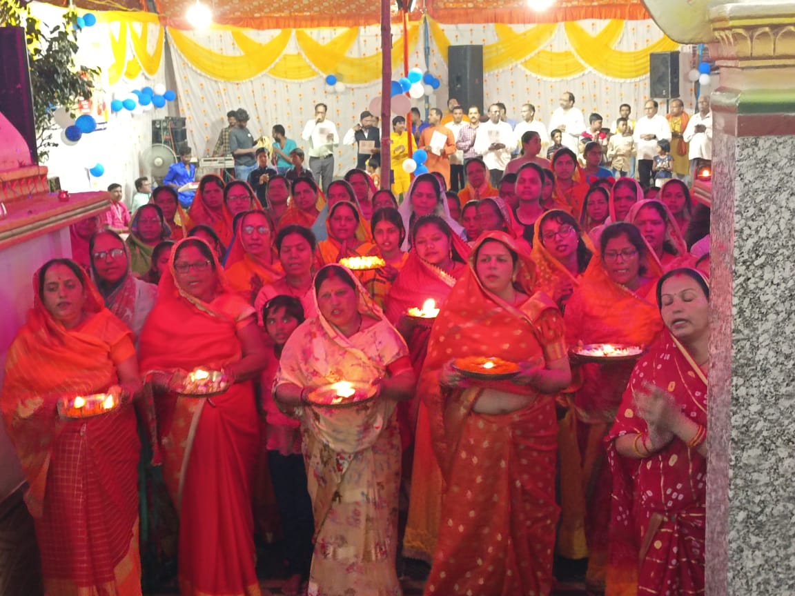 सामूहिक आरती समिति मंदिर द्वारा वार्षिक उत्सव का हुआ आयोजन, पंजाब के मशहूर भजन वाहक ने दी भजनों की प्रस्तुति, म्यूजिकल ग्रुप ने संगीत से बांधा समा........