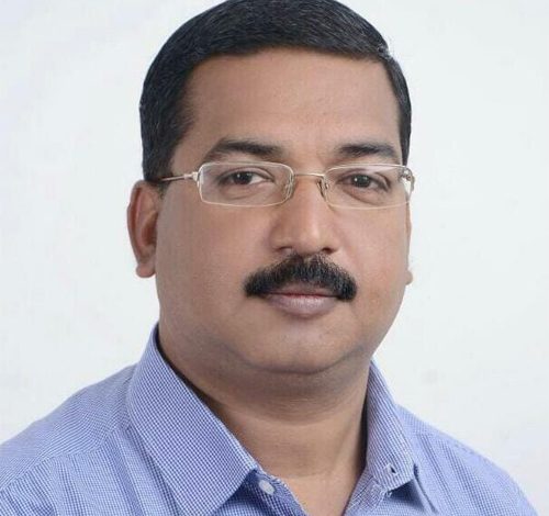 रात में आए सपने को दिन में लागू कर रहे स्कूल शिक्षा विभाग के अधिकारी